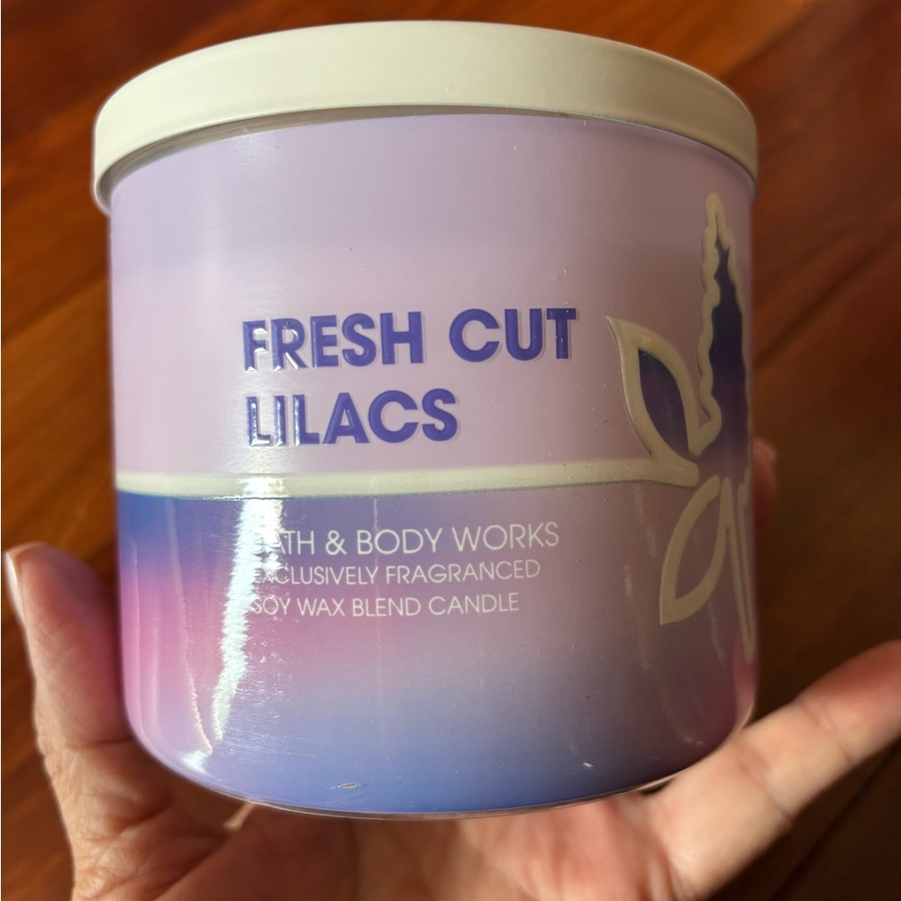 Bath & Body Works Fresh Cut Lilacs Candle - Purple and Pink